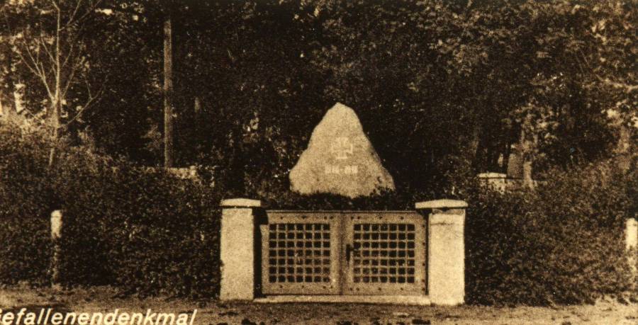 gefallenendenkmal.jpg